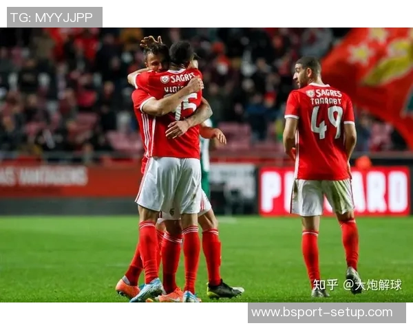 国王杯激战曼联逆转波尔图全场沸腾瞬间回顾与战术解析